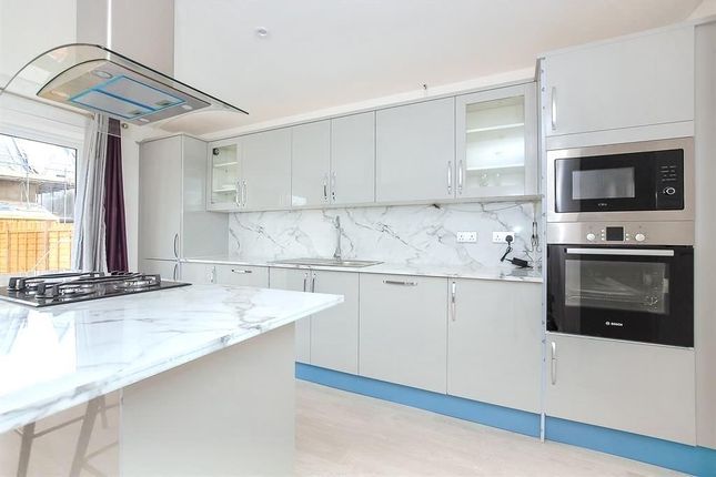 Otterfield Road, West Drayton photo 4