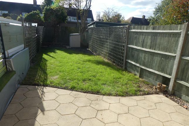 14, Heyford Way, Herts photo 3