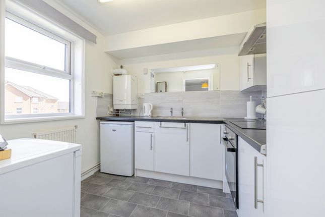 16, Dyson Court, 184, Lower High Street, Watford photo 4