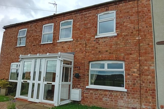 Thumbnail Terraced house to rent in Railway Cottages, Boston Road, Sleaford