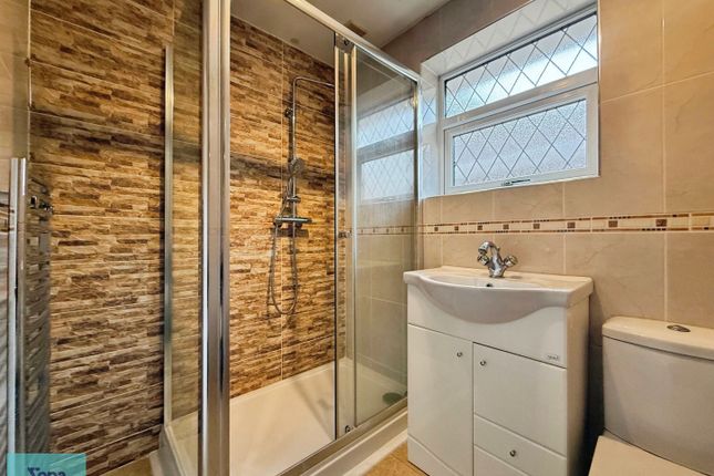 55, Oak Tree Road, Branton, Doncaster photo 4