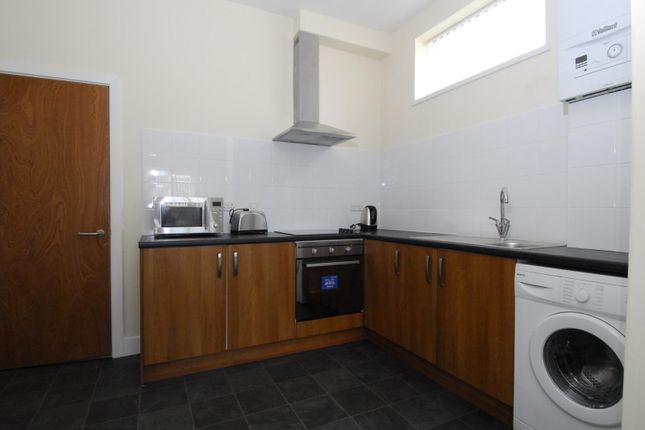 Flat to rent in 20 Woodland Road, Flat 4, Plymouth PL4