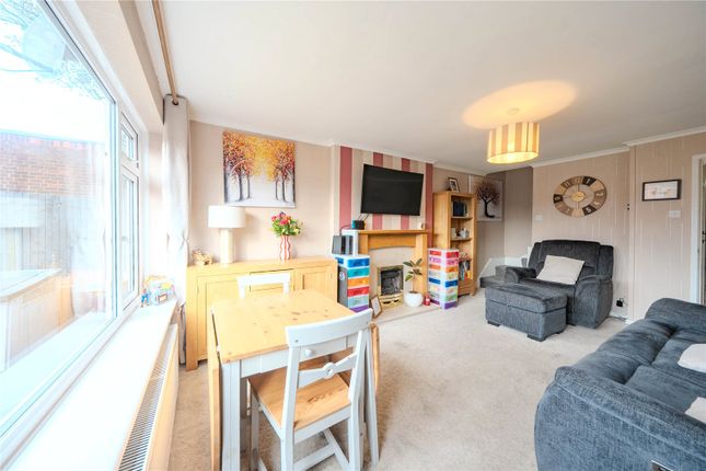 Warrels Court, West Yorkshire photo 4