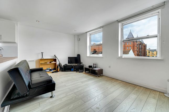 Thumbnail Flat to rent in Inverness Street, London