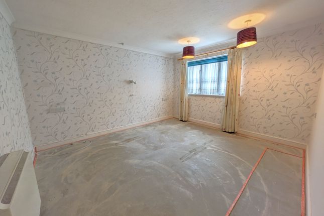 40, Sutton Court, Skegness photo 4