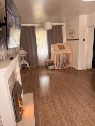 71, Clopton Road, West Midlands photo 3