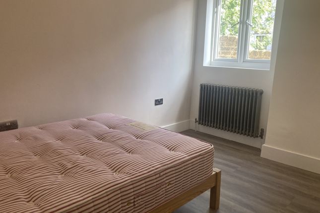 Thumbnail Room to rent in Wolfington Road, London