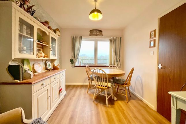16, Millbrook Court, Pontypool photo 3