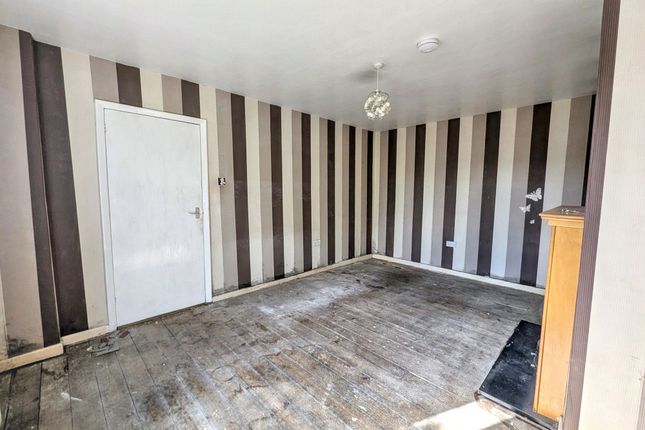 5, Briardale, Consett photo 4