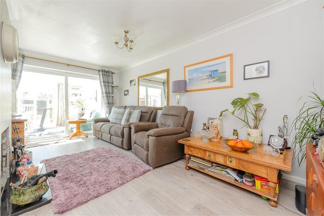 Multon Road West Kingsdown, Sevenoaks photo 4