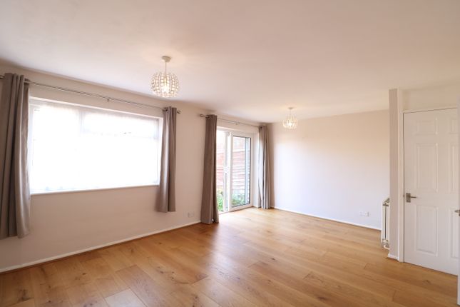 90, Grasmere Road, Ashford photo 3