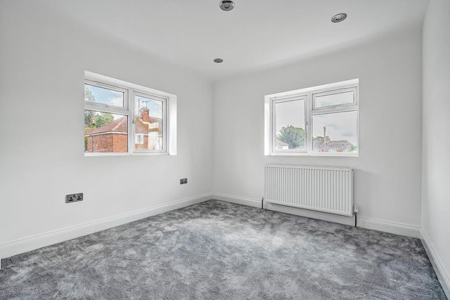 End terrace house for sale in 3A Modbury Gardens, South Reading