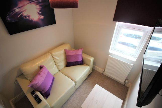 Bulmershe Road, Reading photo 5