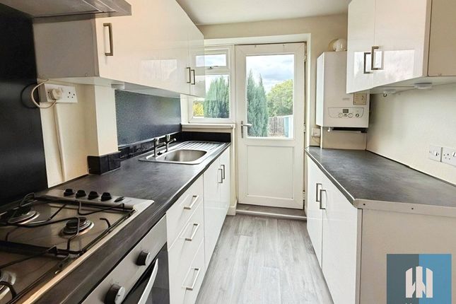 17, Victoria Avenue, West Yorkshire photo 5