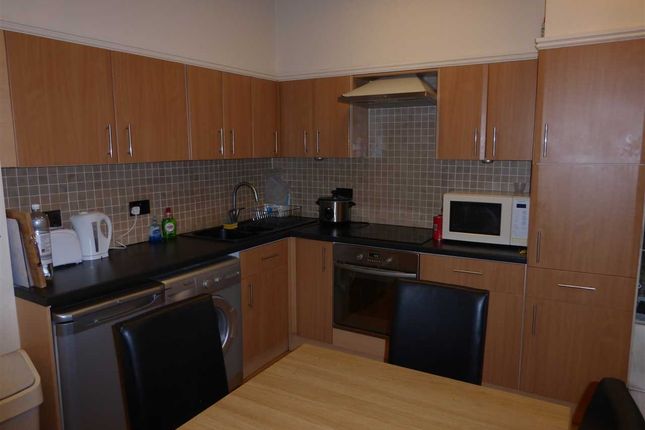 Thumbnail Flat to rent in Dove Hill, Royston, Barnsley