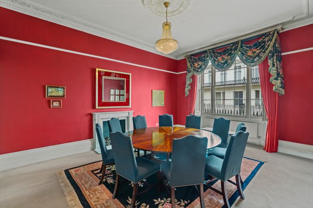 Strathearn, Strathearn Place, London photo 4