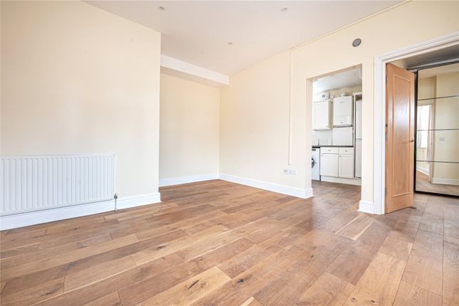 1, 90a, Staines Road, Twickenham photo 4