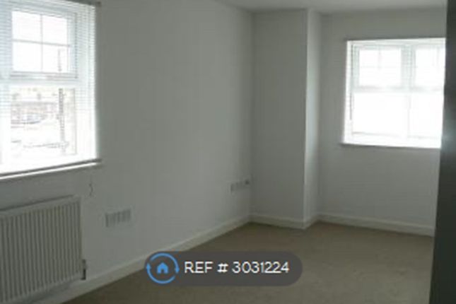 Victoria Gardens, Kingsway South Latchford, Warrington photo 4