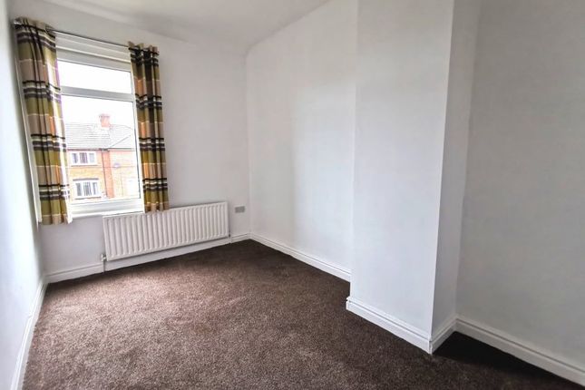 Terraced house to rent in Hoyland Terrace, South Kirkby, Pontefract