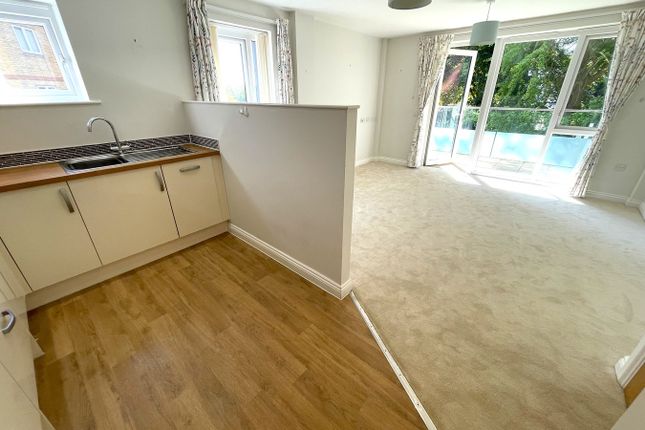 Flat 12 Maidment Court, 47 Parkstone Road, Poole photo 3