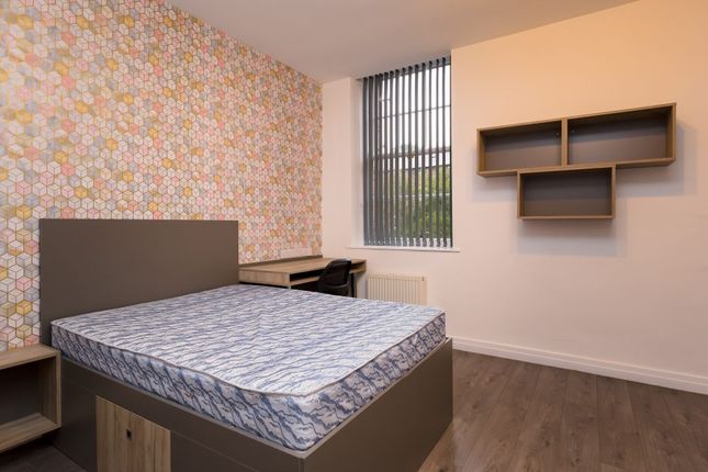 Room to rent in Leazes Terrace, Newcastle Upon Tyne