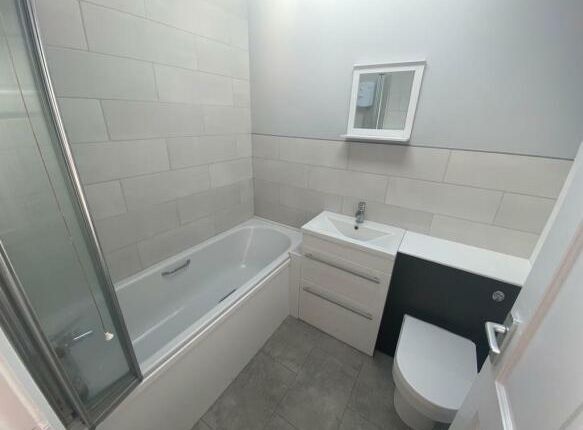 63 Manor Way, Deeping St James photo 4