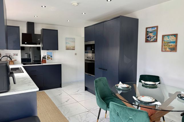 20, Bal Lane, TAVISTOCK photo 2