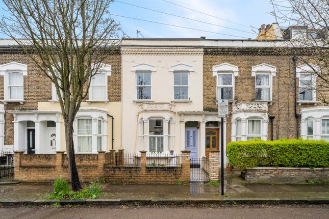 Terraced house for sale in Chatterton Road, London