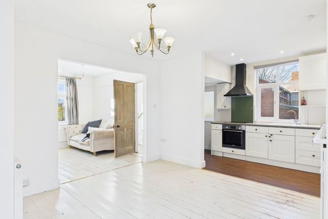 Sunnymount, 7 Lightgate Road, South Petherton photo 4