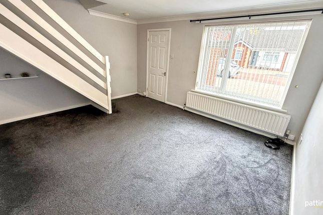 38, West Pastures, Ashington photo 3