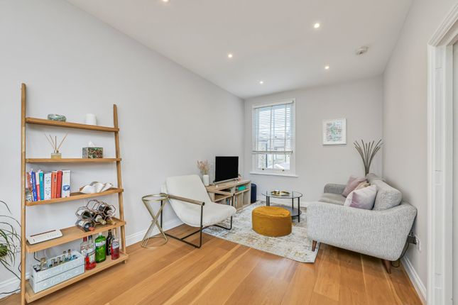 14a, Steerforth Street, Earlsfield photo 3