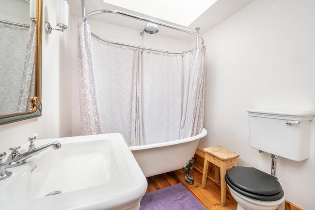 End terrace house to rent in Petersham Road, Richmond