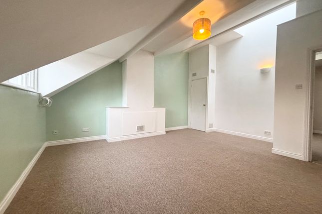 Flat 4, Bristol photo 3