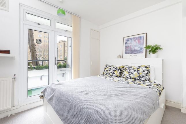 20, John Aird Court, London photo 3