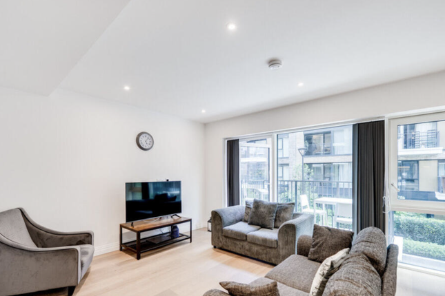 5 Lockgate Road, LONDON photo 4