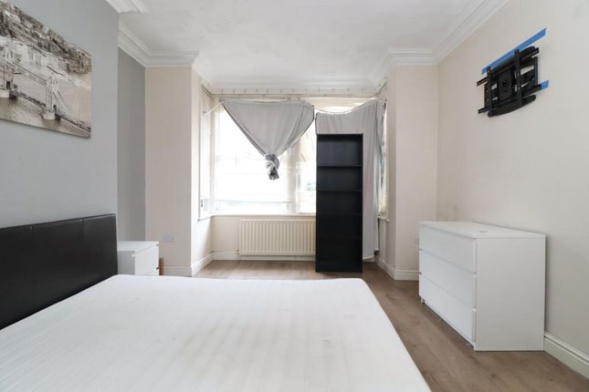 Room to rent in Harborough Road, Shirley, Southampton
