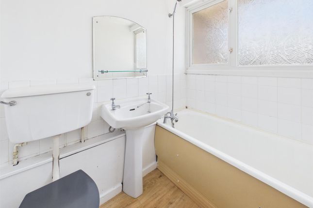 46 Templar Court, Princes Street, Nuneaton photo 4