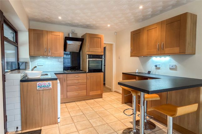 56, Rishworth Drive, Manchester photo 4