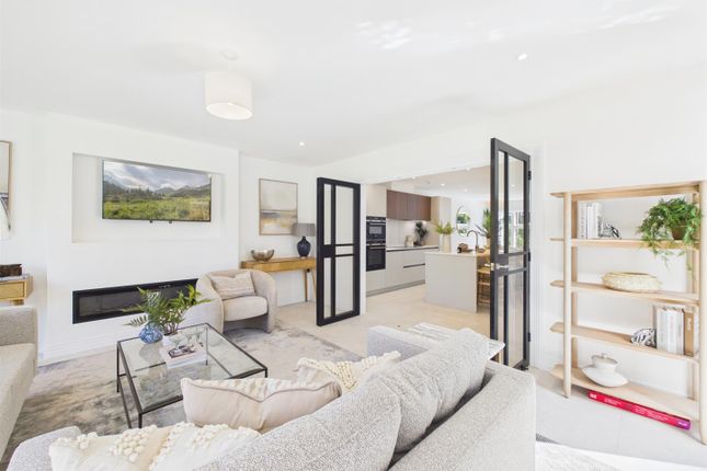 1F, Delamere Road, Urmston photo 3