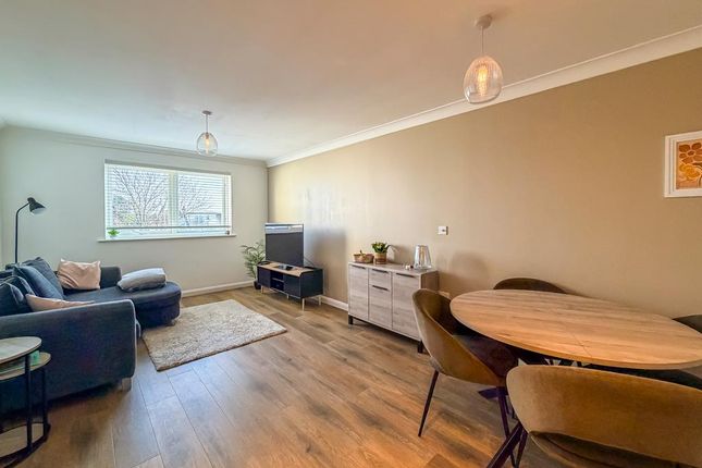 Flat 22 Oasis Court, 18, Kenway, Southend-on-Sea photo 2