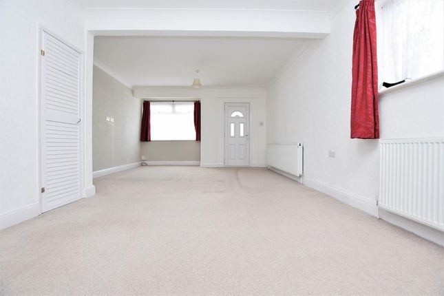 End terrace house to rent in Elm Park Avenue, Hornchurch
