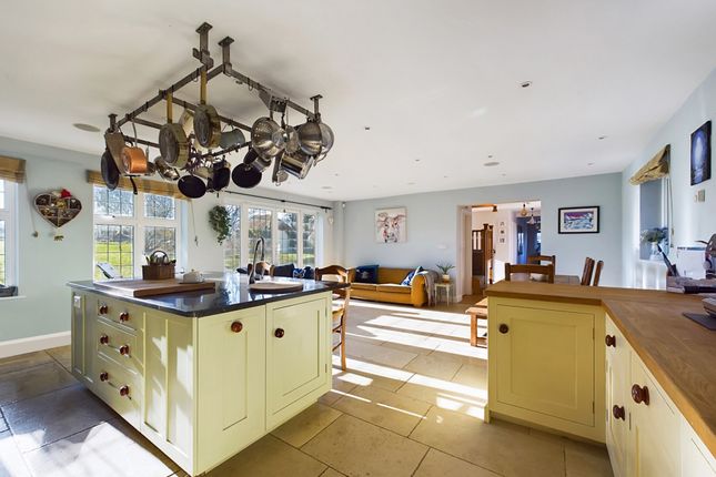 Redfield House, Oddley Lane, Princes Risborough photo 3