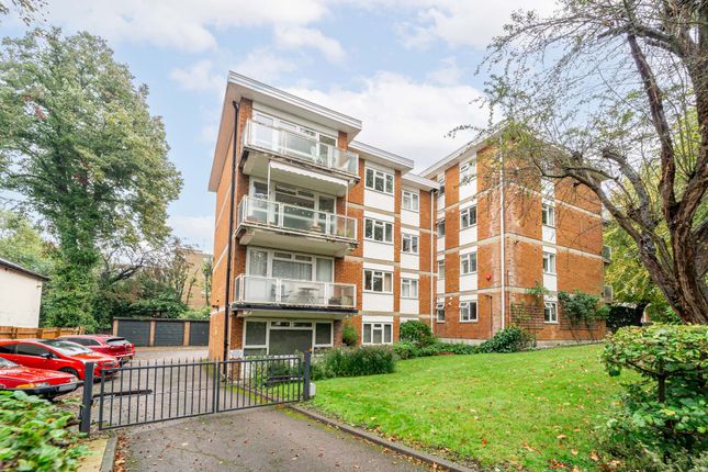 Flat for sale in Haslemere Road, London