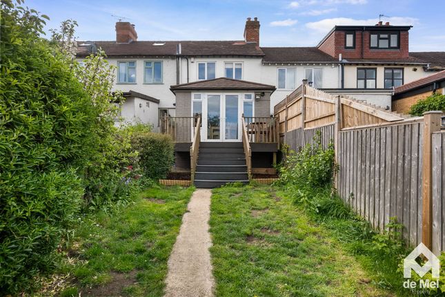 7 Guestriss Cottages, Swindon Lane, Cheltenham photo 4