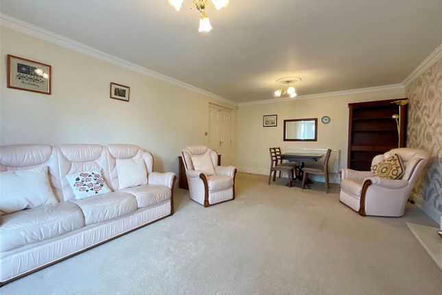 Flat for sale in Liverpool Road, Ainsdale, Southport
