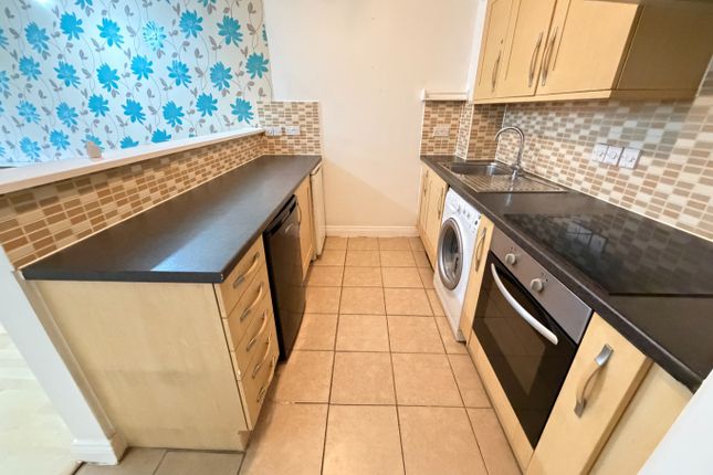 Flat 28, Magnon Court, Leighton Buzzard photo 2