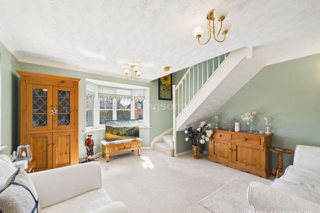 13, Heathlands, Swaffham photo 2