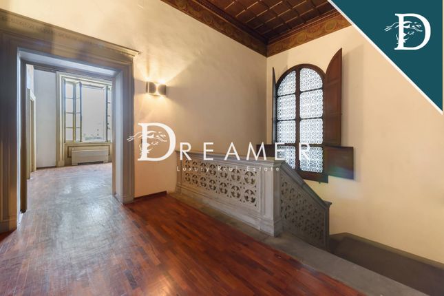 Apartment for sale in Ponte Vecchio, Firenze, Toscana