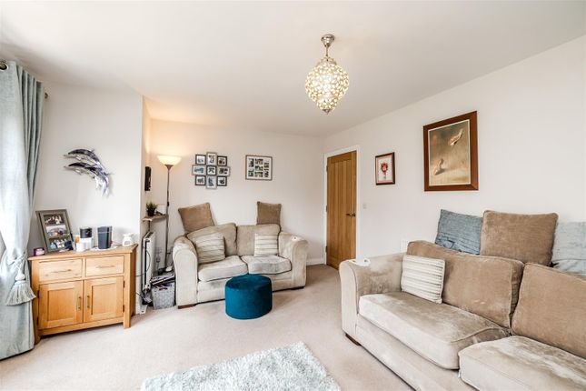 11, Cawfields Close, Wallsend photo 5