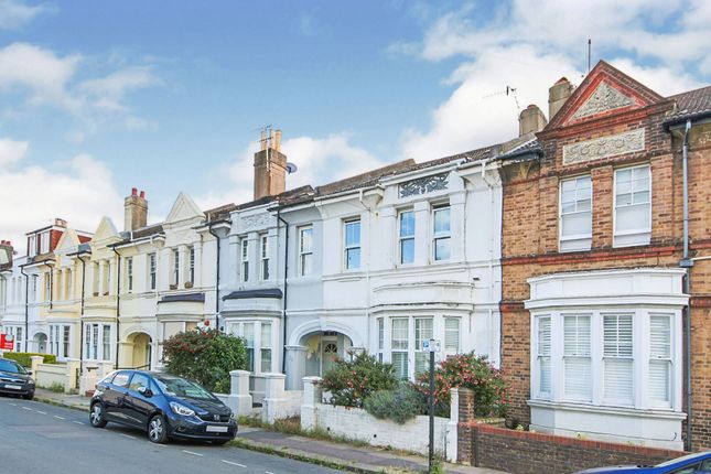 Thumbnail Flat for sale in Stirling Place, Hove